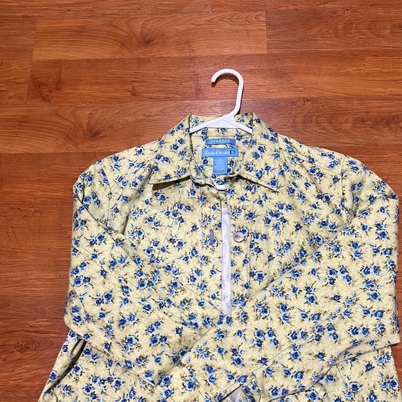 Ladies top - Picture 6 of 6